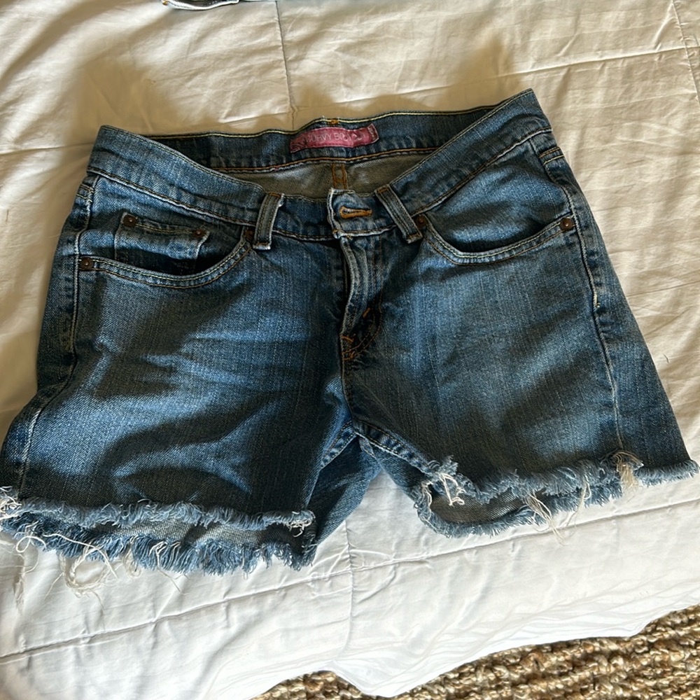 Levi low rise denim shorts